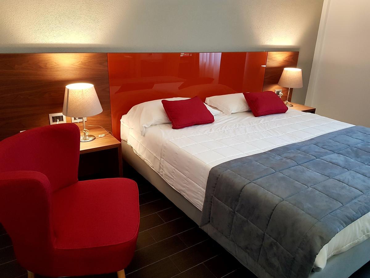 Hotel Sandalia Nuoro  Eksteriør billede